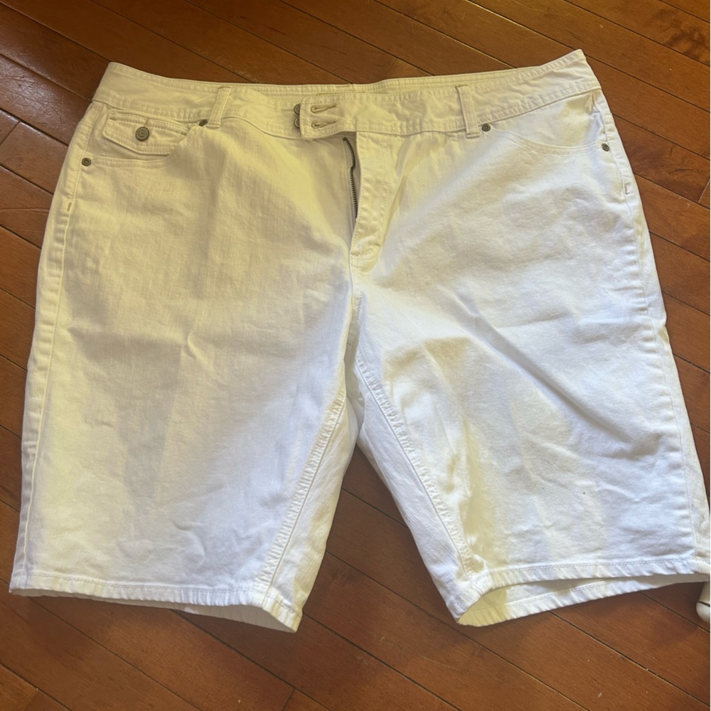 Womens White Shorts